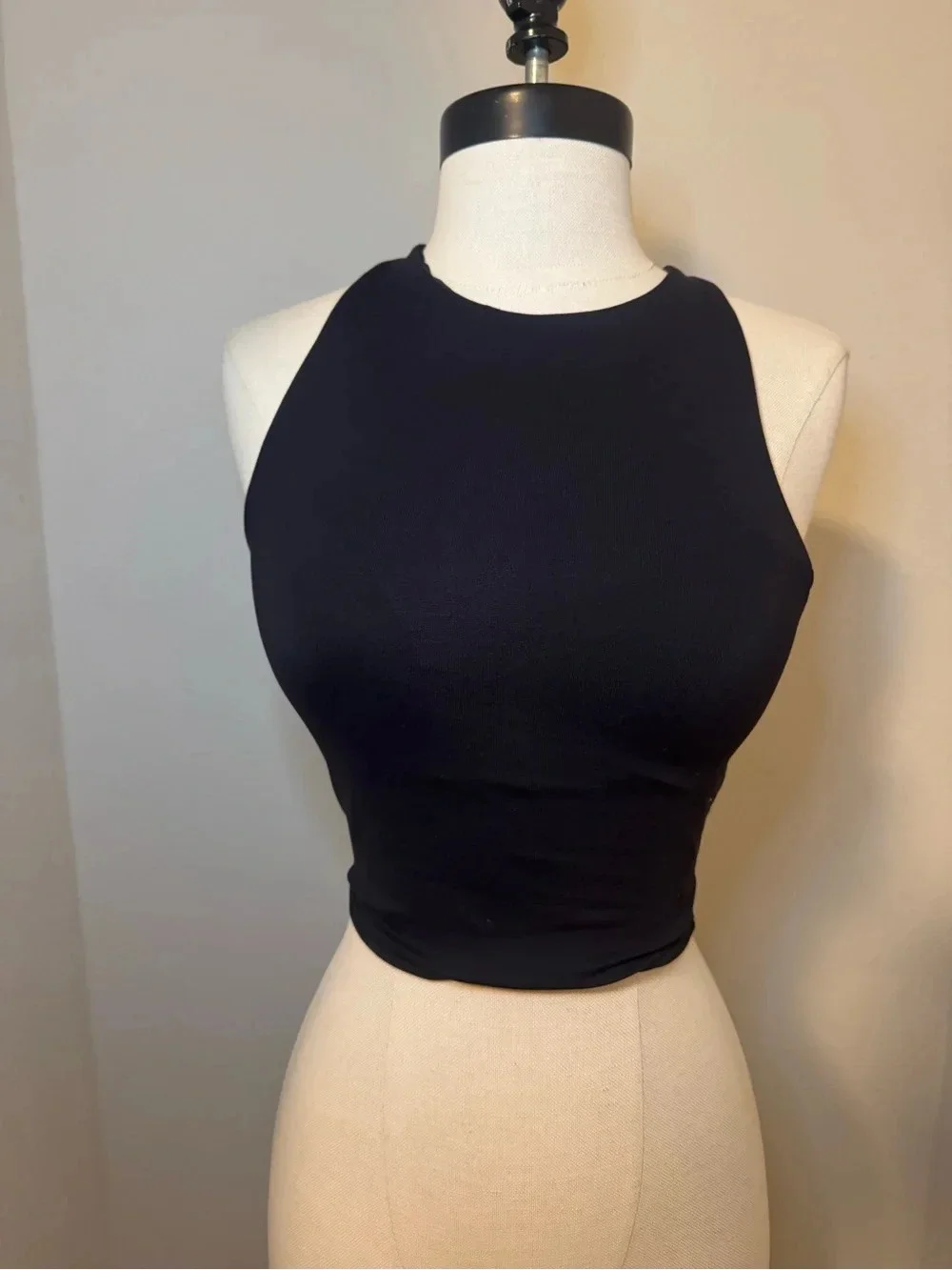 Alo Yoga Movement Sports Bra in black